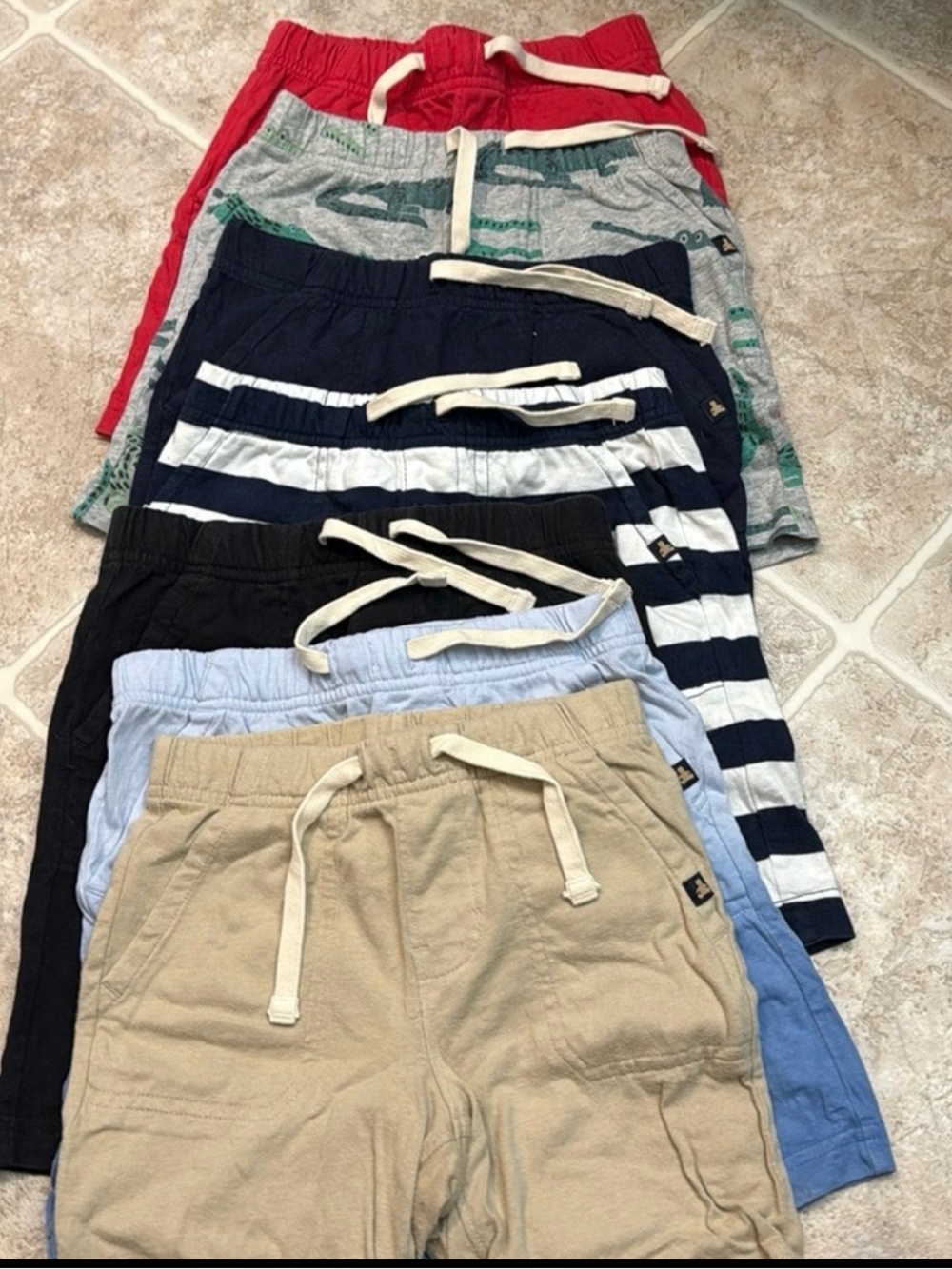 Boys gap shorts